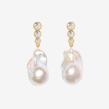 Zirconia × Baroque Pearl Drop Pierce