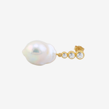 Zirconia × Baroque Pearl Drop Pierce