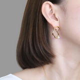 Distorted Motif Pierce
