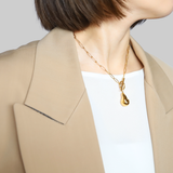 Metal Baroque Pearl Necklace