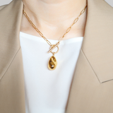 Metal Baroque Pearl Necklace