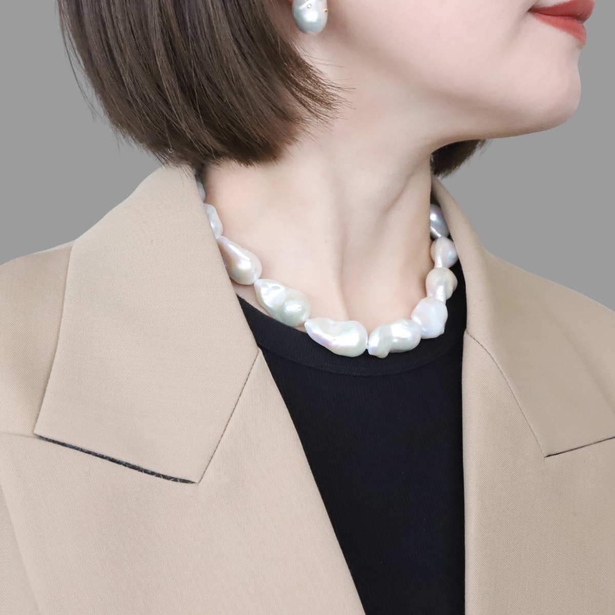 Big Baroque Pearl Statement Necklace