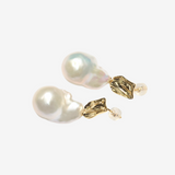 〈1点限定〉Deformed Square Baroque Pearl Earrings