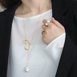 Distorted Motif Baroque Pearl Lariat Necklace