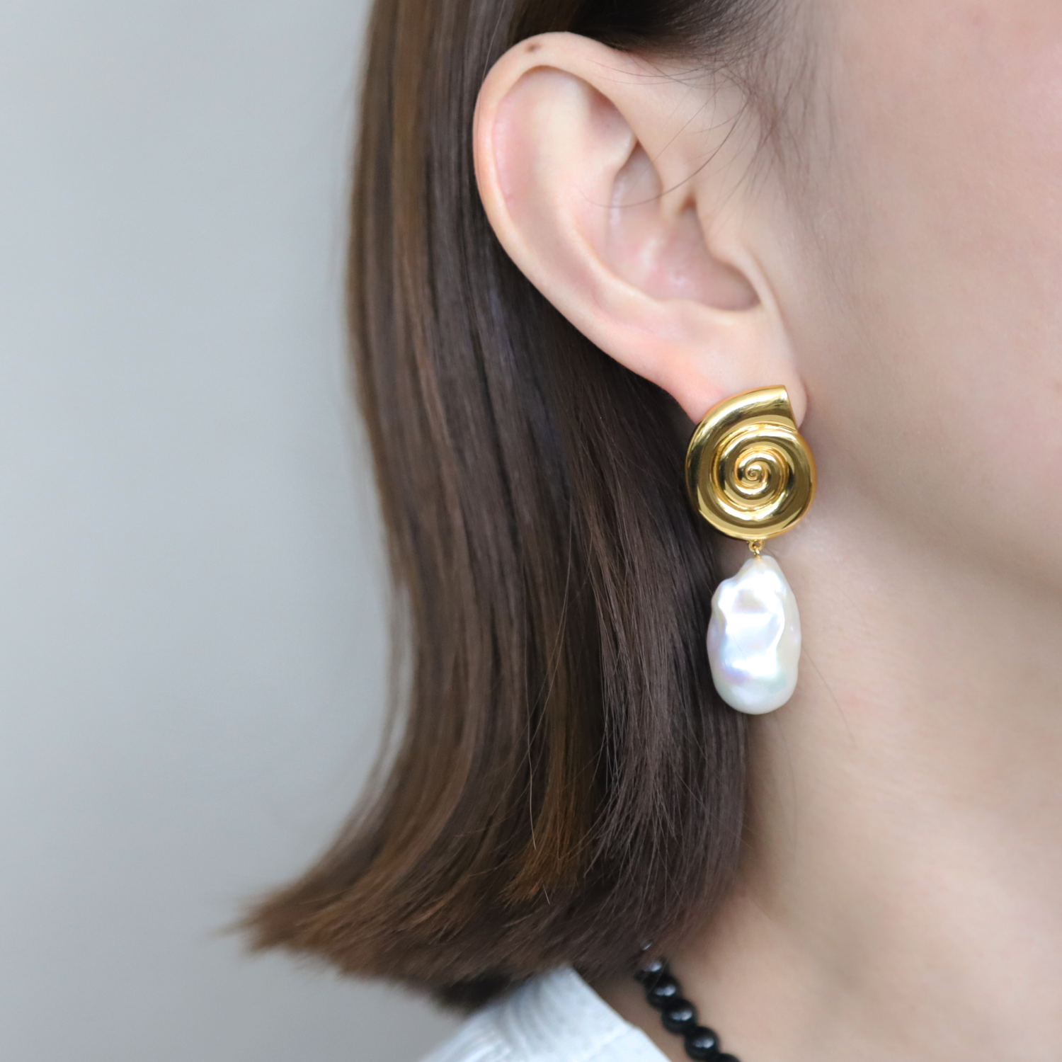 Shell Motif Baroque Pearl Drop Pierce – LARICA Shell Motif Baroque Pearl Drop Pierce – LARICA