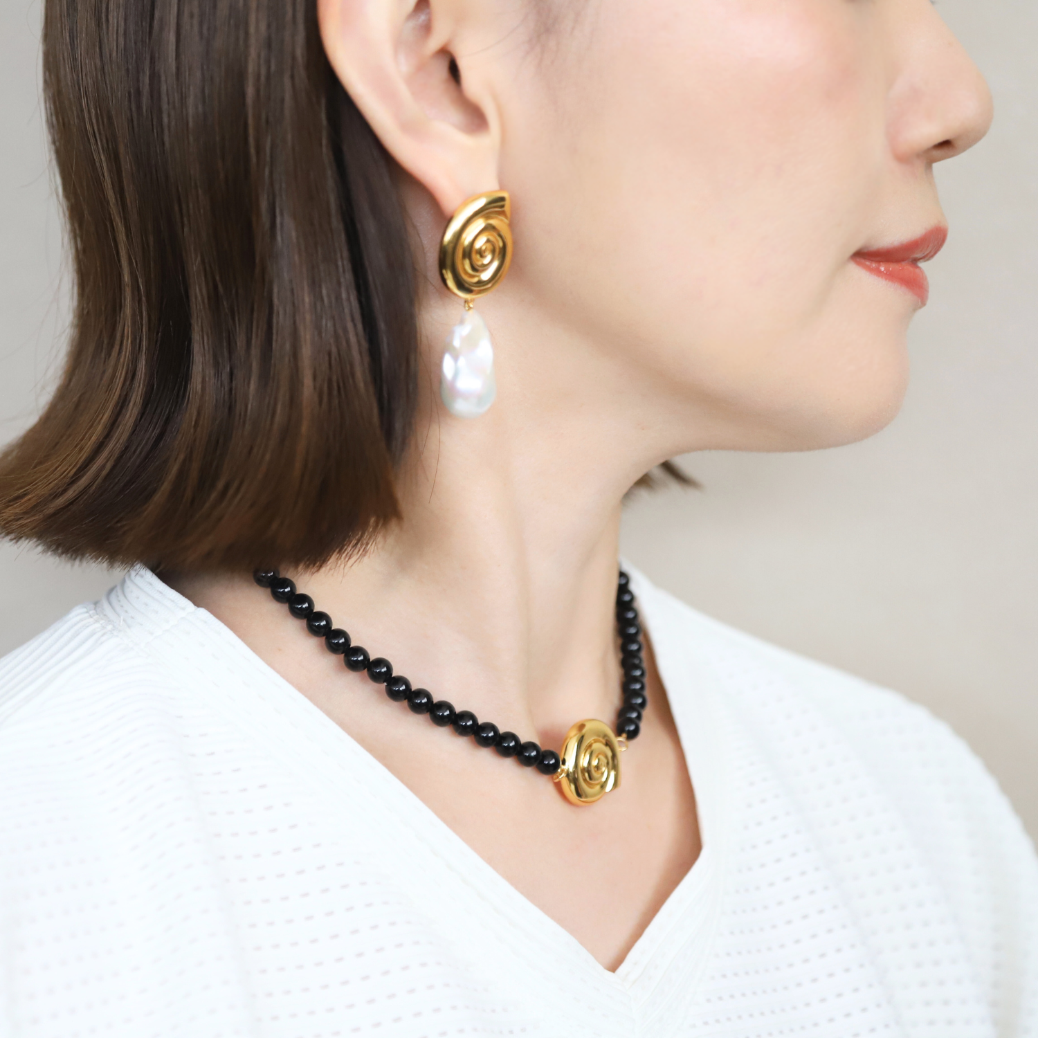 Shell Motif Baroque Pearl Drop Pierce – LARICA Shell Motif Baroque Pearl Drop Pierce – LARICA