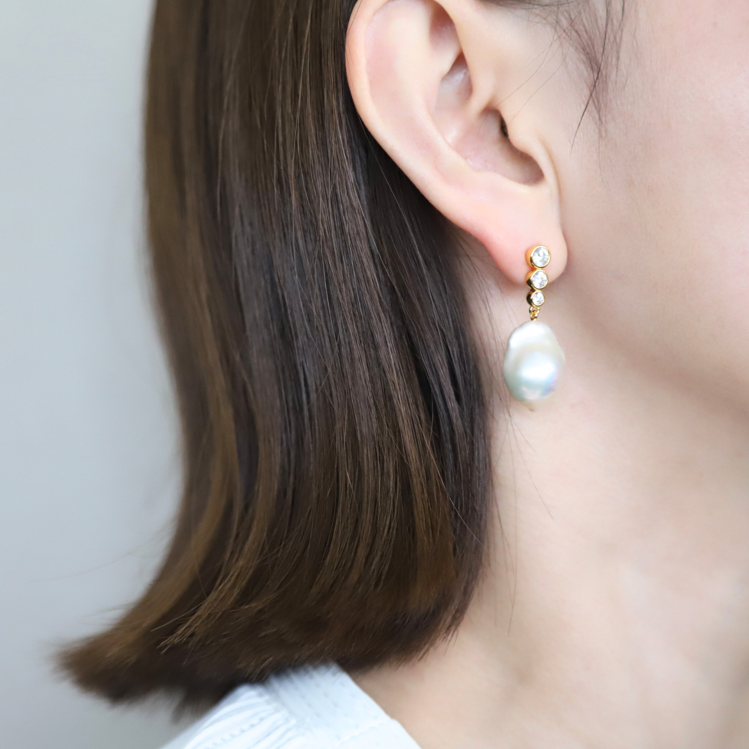 Zirconia × Baroque Pearl Drop Pierce – LARICA Zirconia × Baroque Pearl Drop Pierce – LARICA