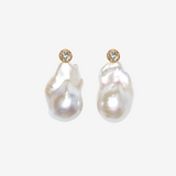 White Topaz×Baroque Pearl Stud Earrings